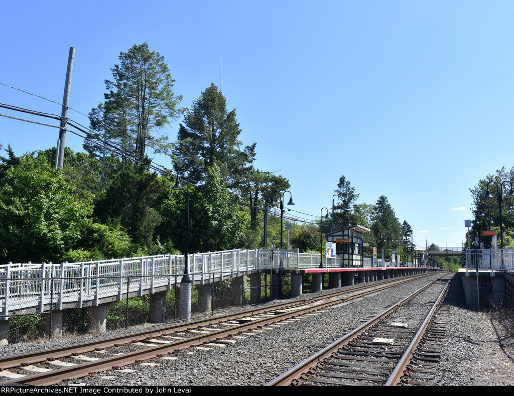 LIRR Stony Brook Station-looking west